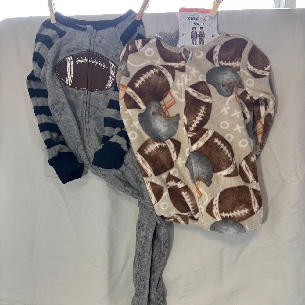 Kids International 2 pack footie football fleece pajamas Boys 2T NWT